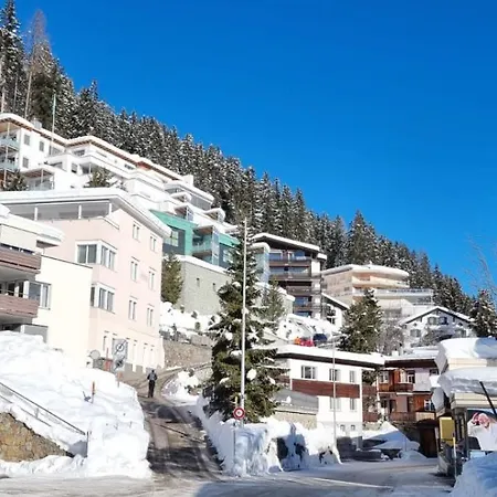 Executive Walk To Congress Centre *