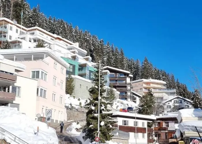 Executive Walk To Congress Centre *